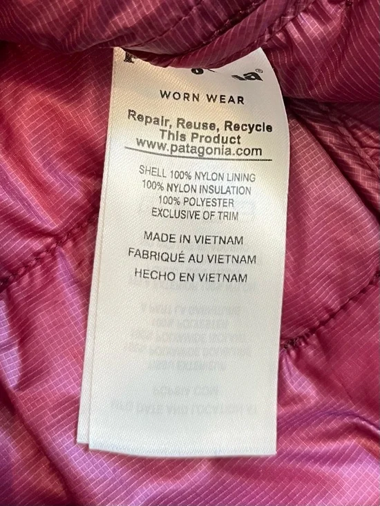 Patagonia Women’s Small Maroon Quilted Lightweight Jacket - Picture 4 of 6